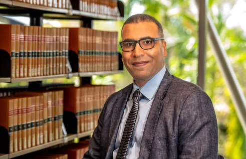 Dr. Awni Etaywe