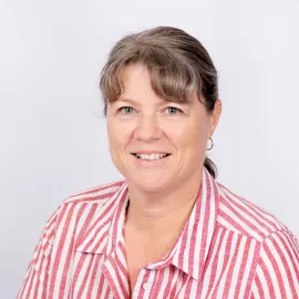 Angela Bull